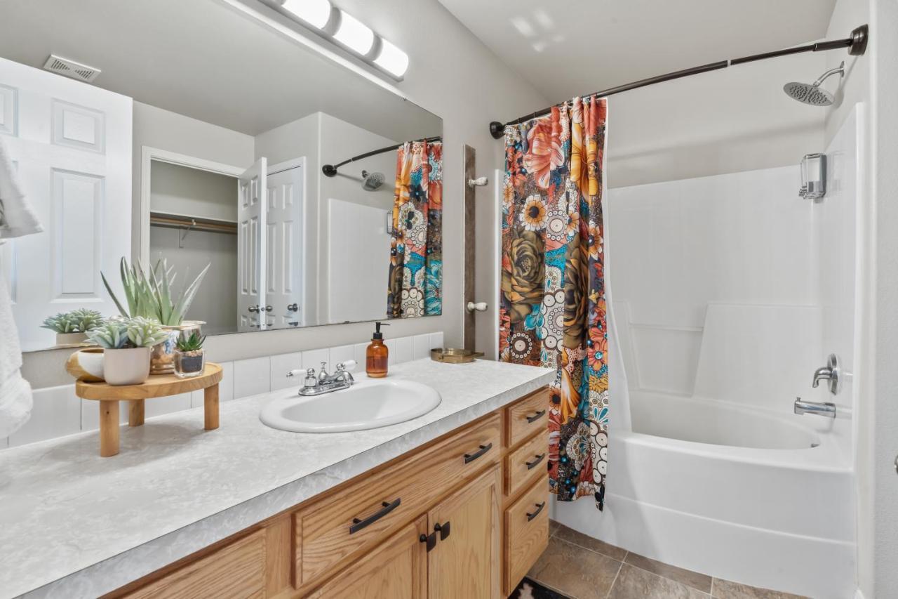 Southwestern Style 4 Bedroom Nampa Home Sleeps 16! Eksteriør bilde